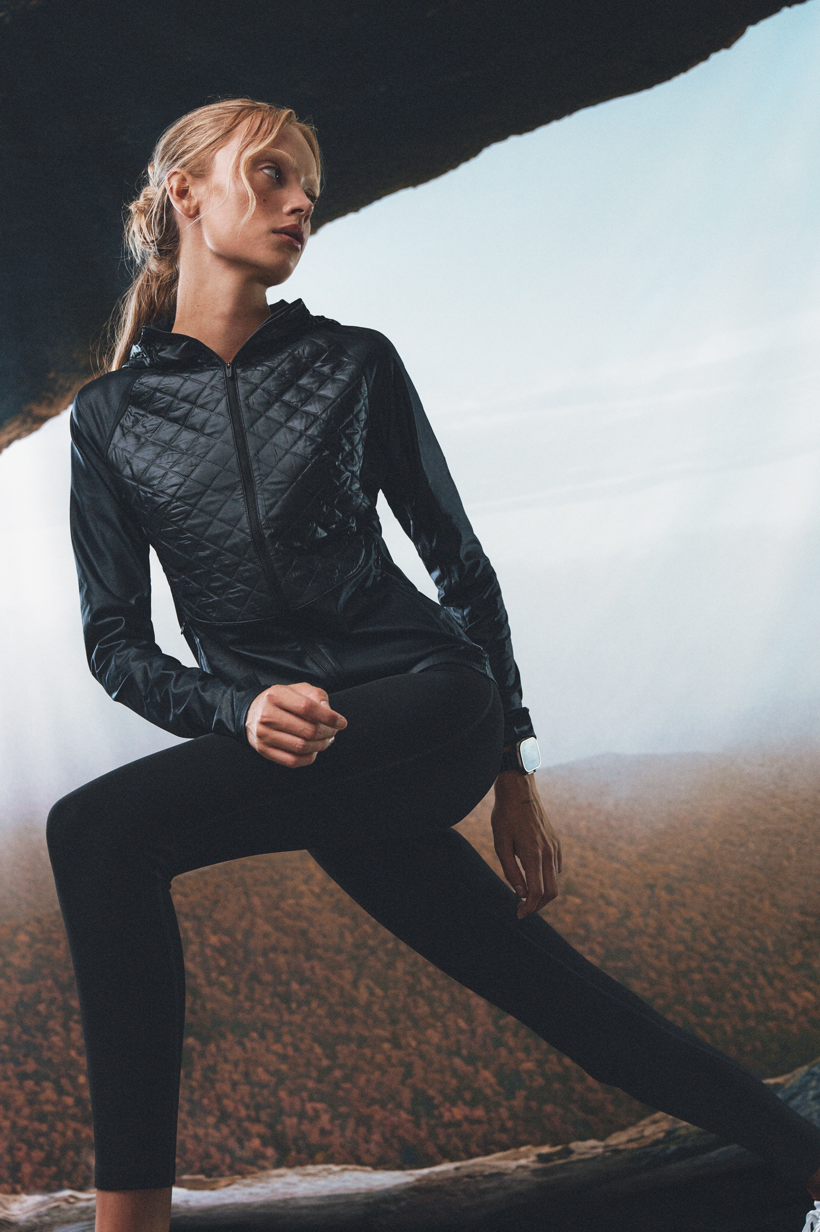 Advance Primaloft Hybrid Jacket - True black